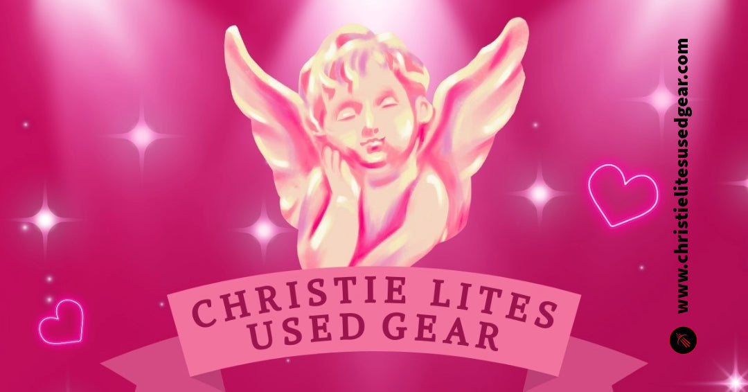 LOVE IS IN THE AIR ❤️