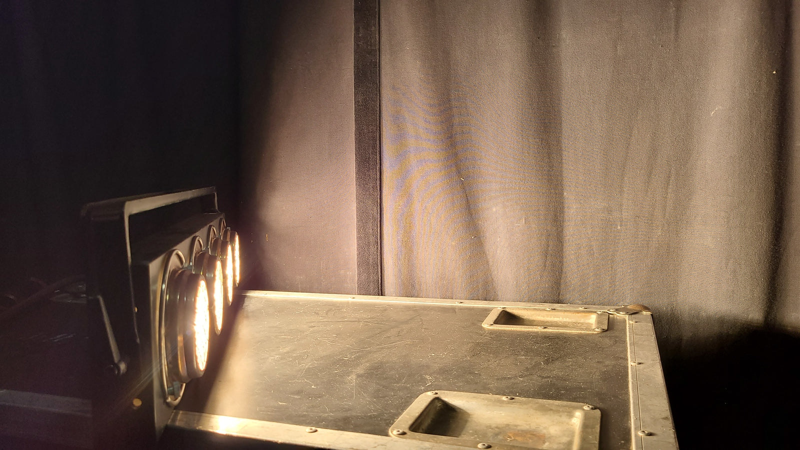 Blinder 4 Lite Linéaire PAR 36 DWE