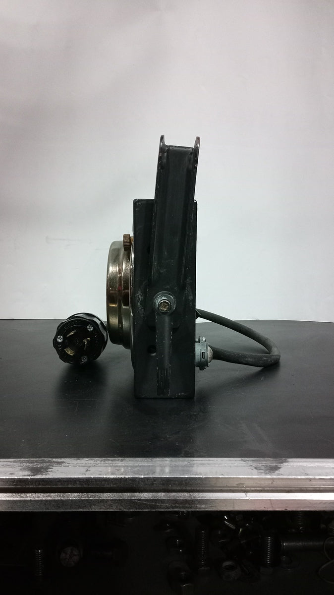 1 projecteur PAR 36 DWE Blinder