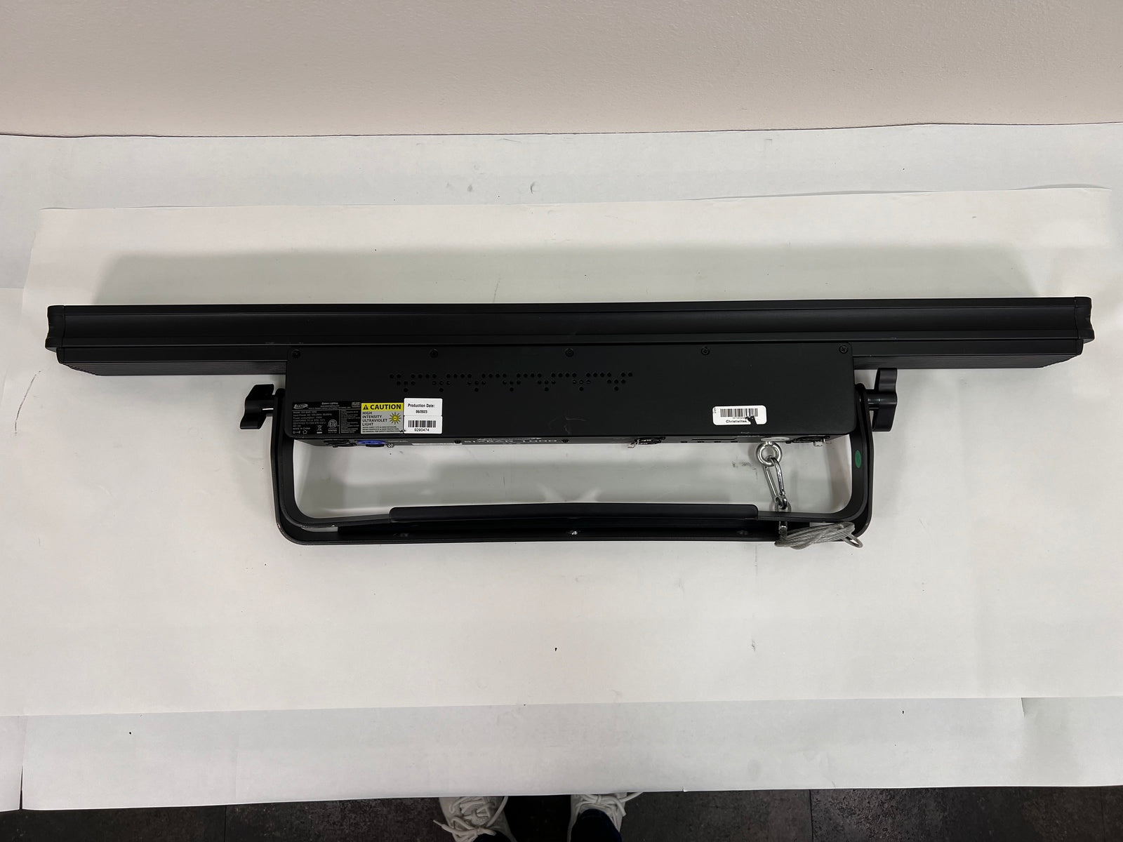 SIXBAR 1000 RGBAW+UV Elation