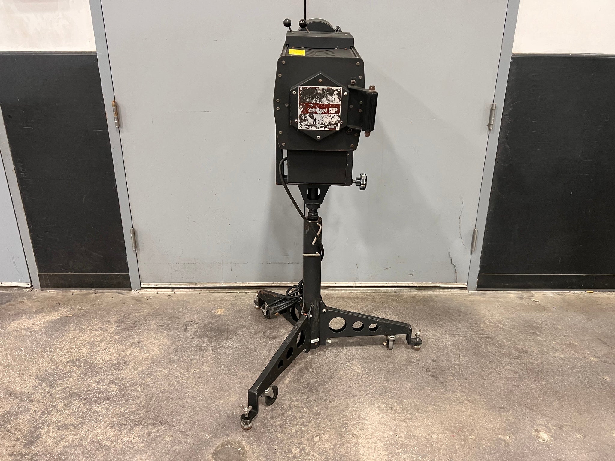 Midget HP Lycian Verfolgerscheinwerfer