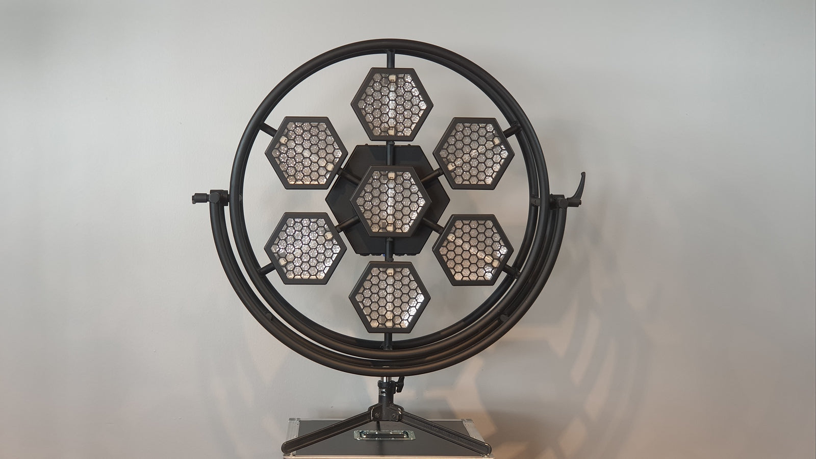 P1 Retro Lamp 200-230v