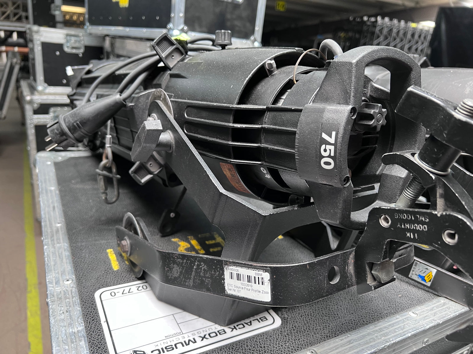 Source Four CE Zoom 15-30 Degree DE