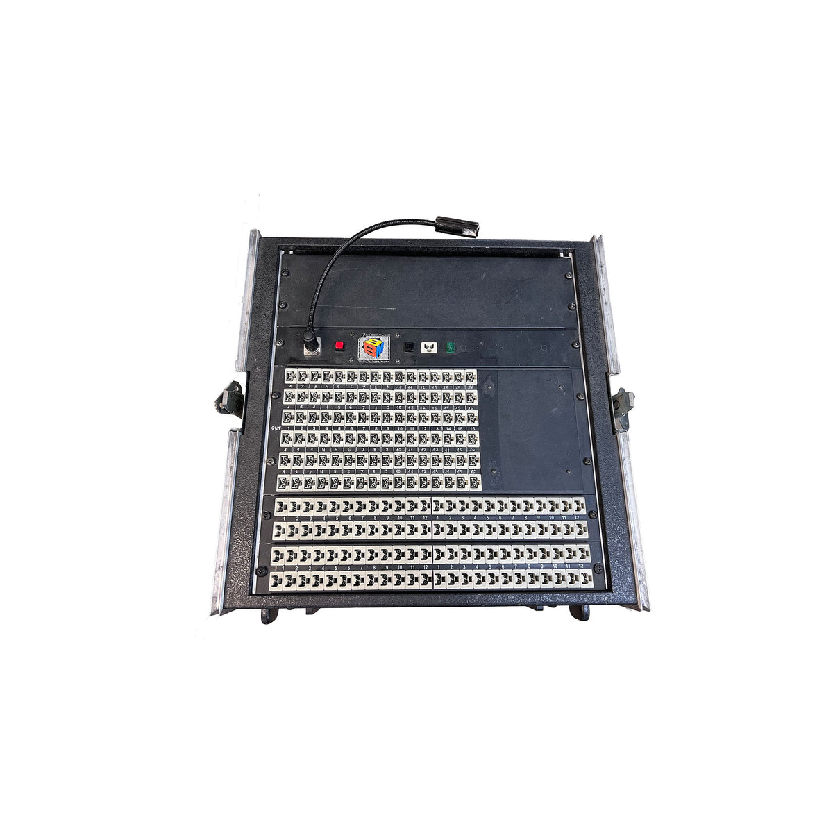 Dimmer 24 x 3700VA Rack