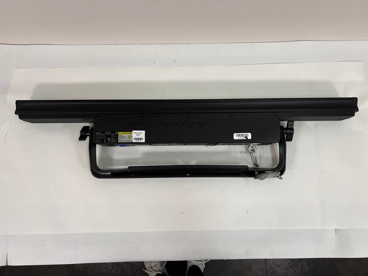 SIXBAR 1000 RGBAW+UV Elation
